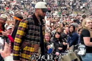 这题我会！他正在打NBA总决赛🤣🤣